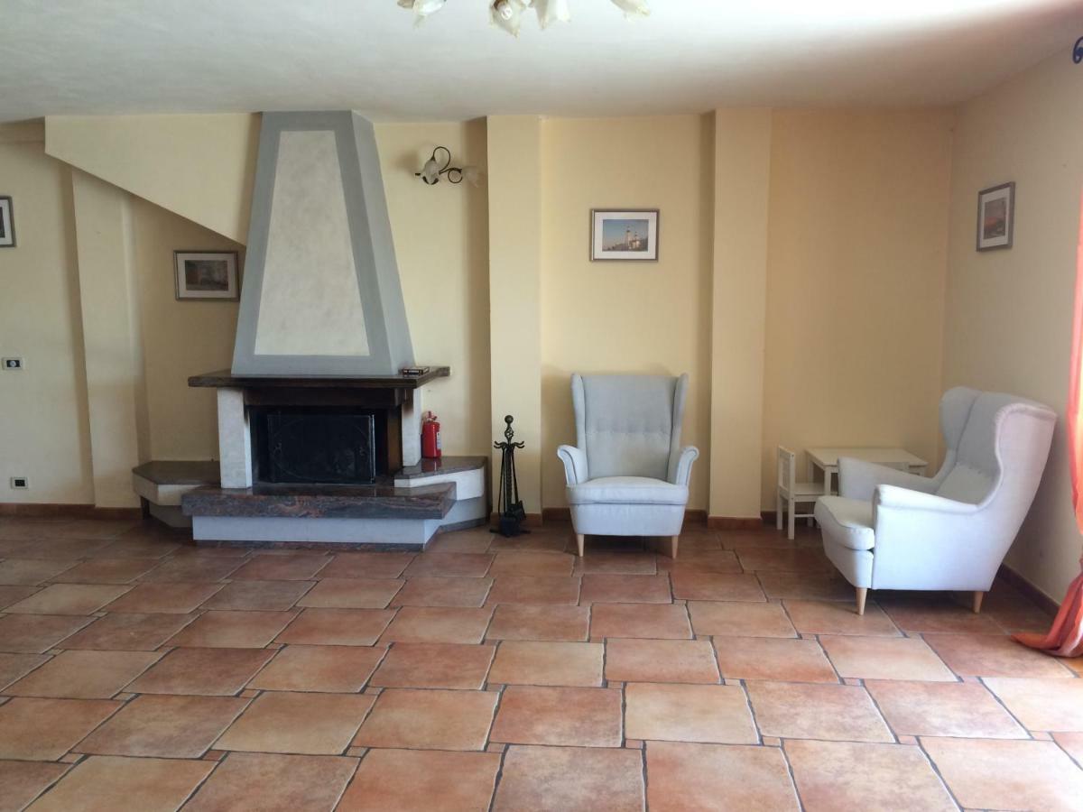 Villa Con Piscina A Imperia, Italy ภายนอก รูปภาพ