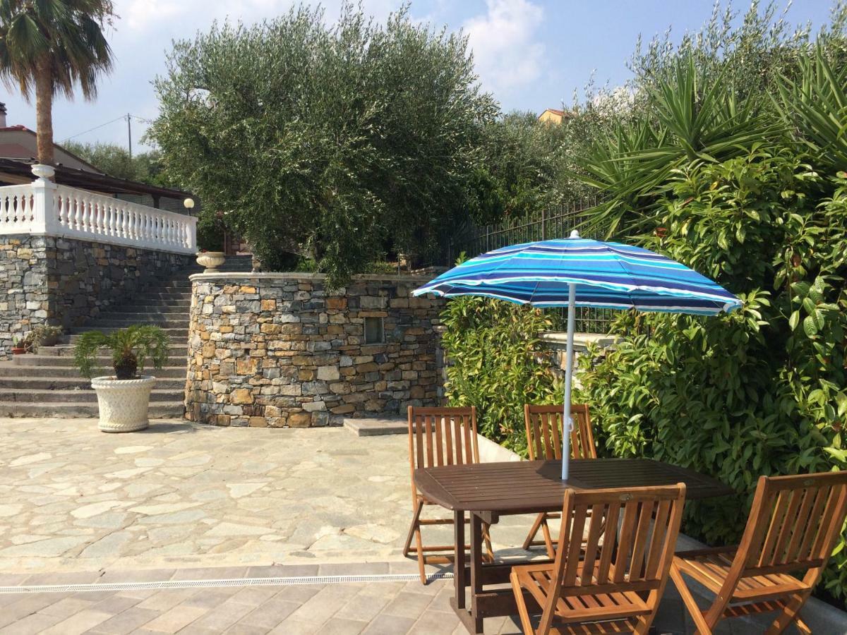 Villa Con Piscina A Imperia, Italy ภายนอก รูปภาพ