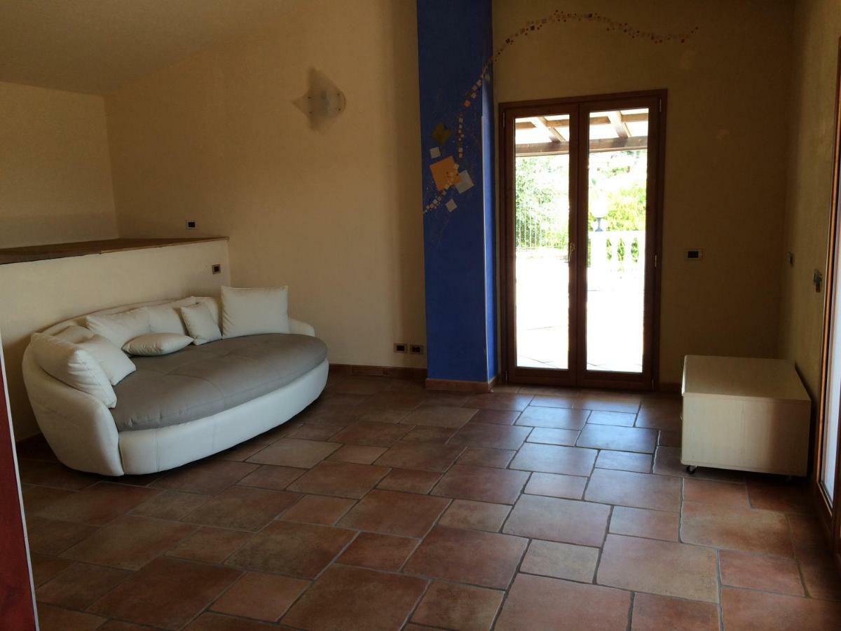 Villa Con Piscina A Imperia, Italy ภายนอก รูปภาพ