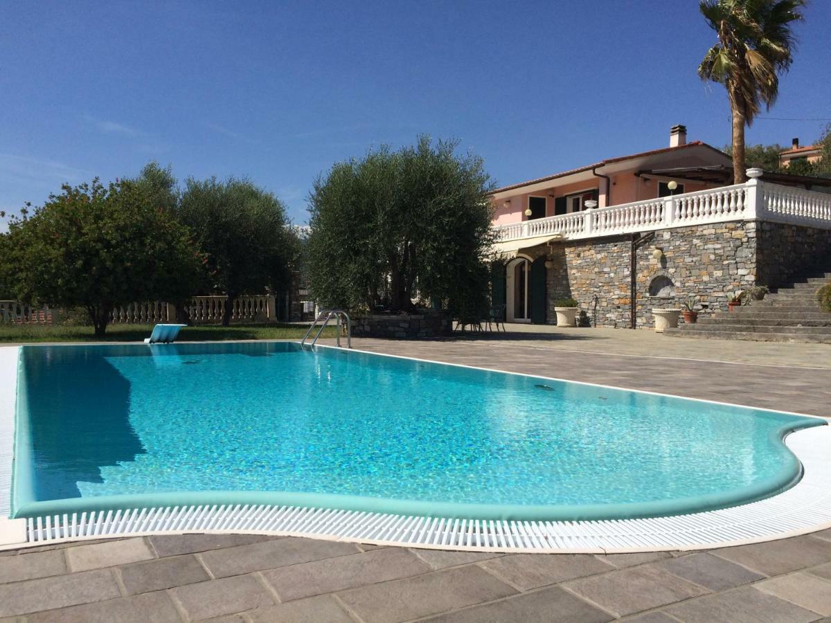 Villa Con Piscina A Imperia, Italy ภายนอก รูปภาพ